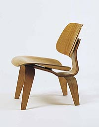 LCW (Lounge Chair Wood)